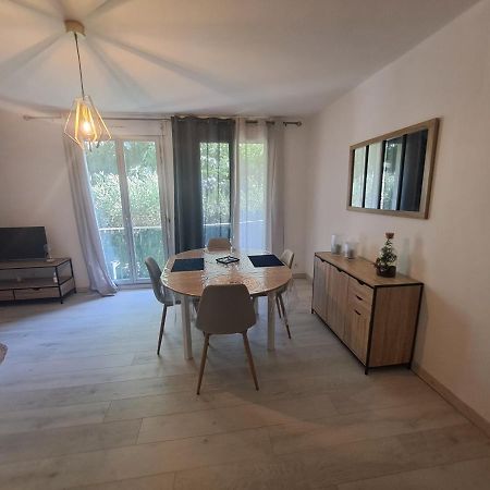T2 A 2Min Du Centre +Parking Apartman L'Isle-sur-la-Sorgue Kültér fotó